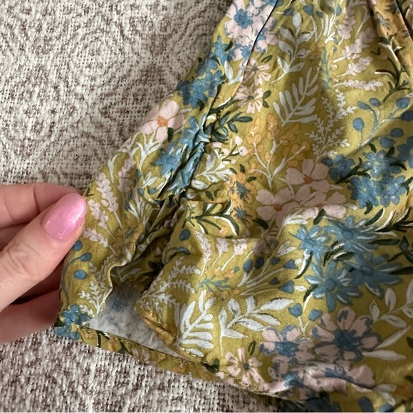 Les Serein Stitch Fix Floral Top - Picture 5 of 7